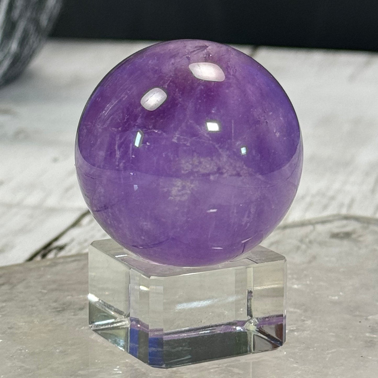 Amethyst Sphere with Phantom